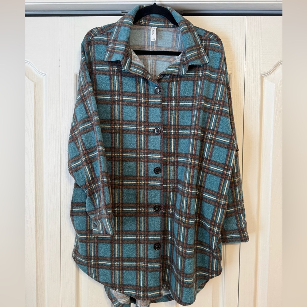 Ladies Button top